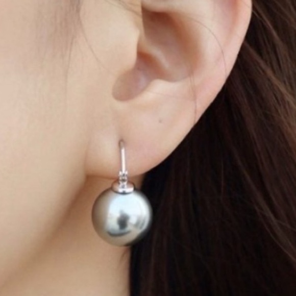 NEW Kate Spade Grey Pearl Drop Dangle Earrings w/Dust Bag - Picture 3 of 3